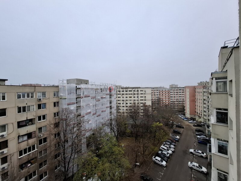 Teiul Doamnei, 4 camere, 80 m, parcare, centrala bloc